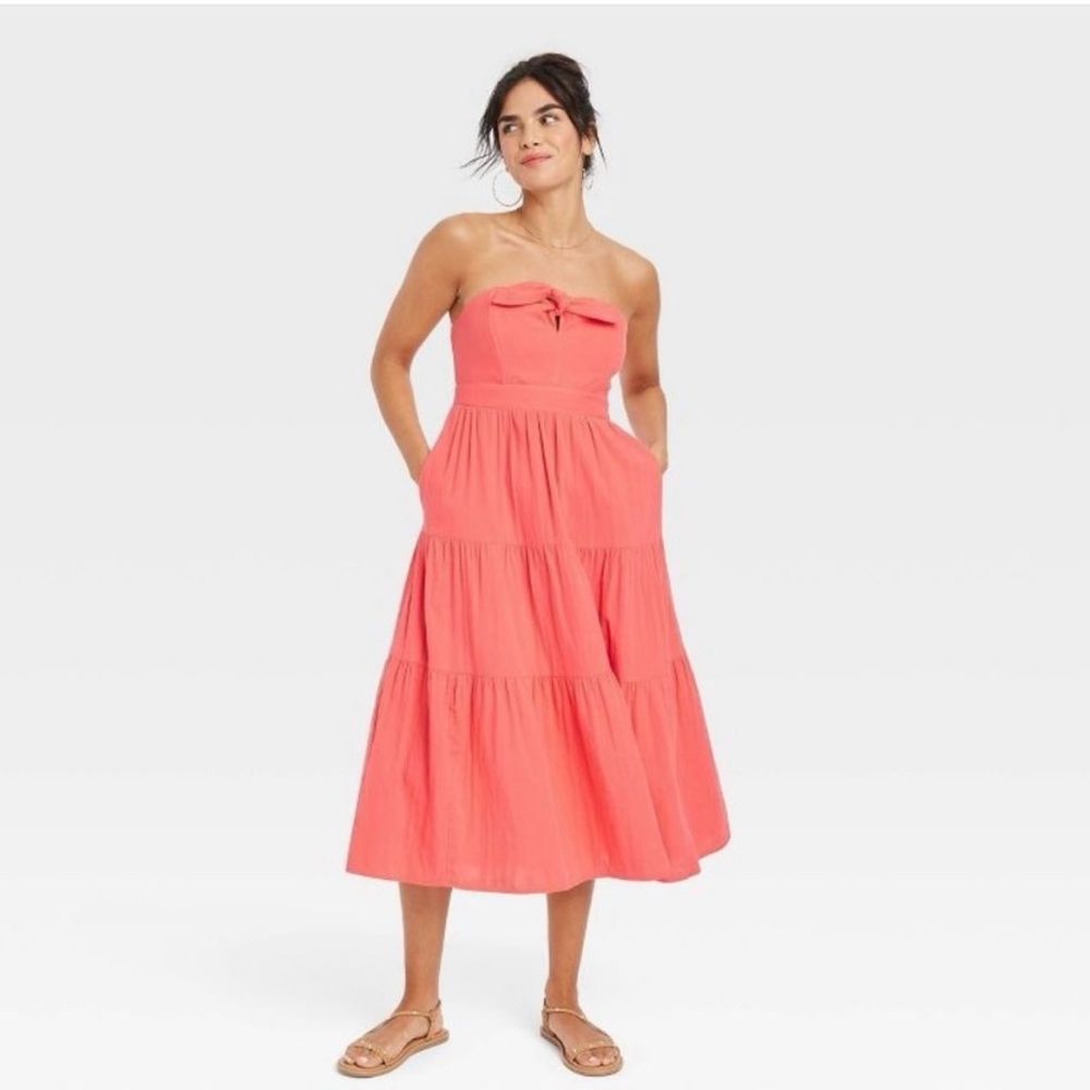 Universal Thread Women's Large Coral
Knotted Front Tiered Strapless Dress